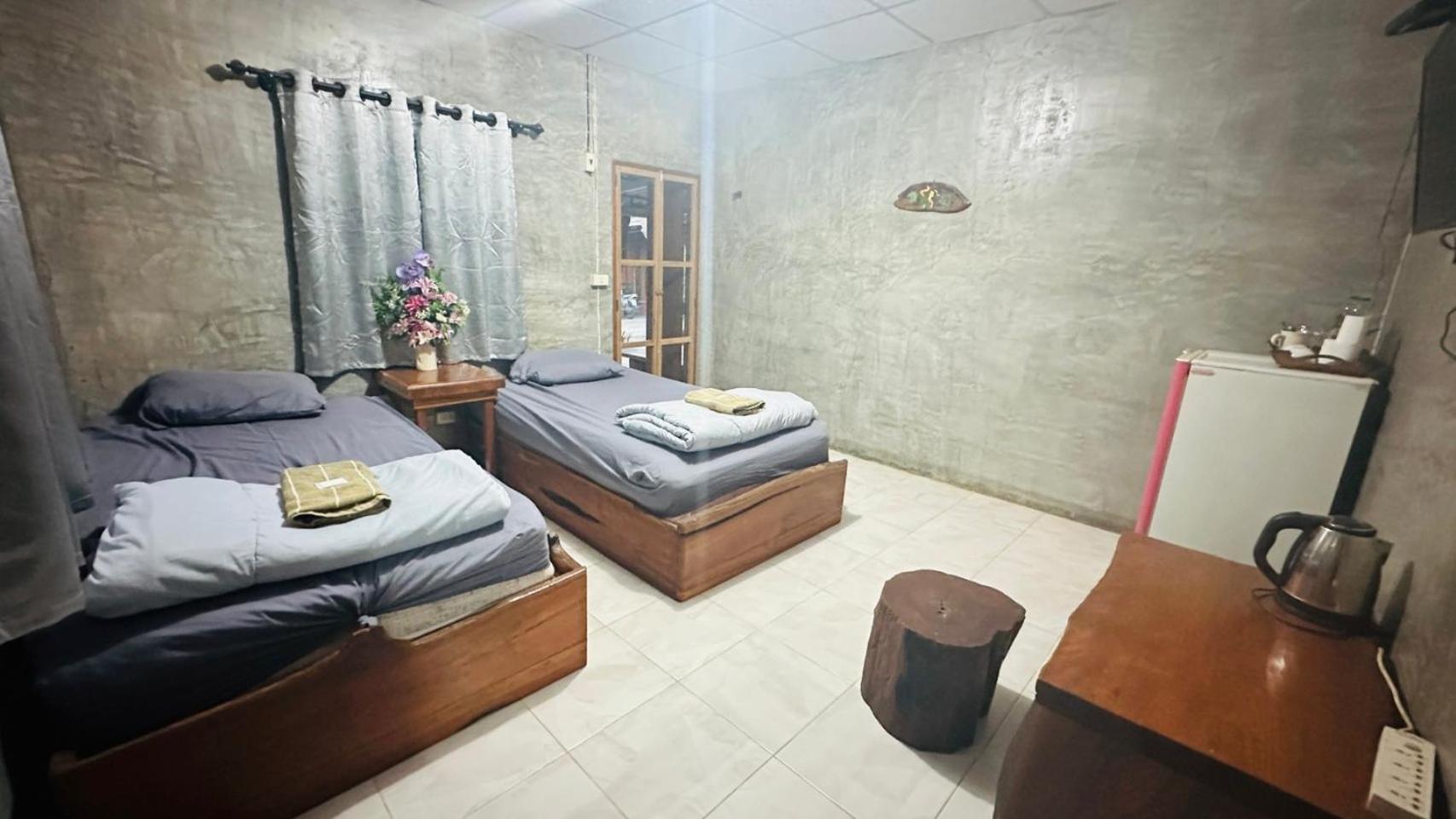 บ้านภทรพรรณ ขุนยวม แม่ฮ่องสอน Ban Pataraphan Khunyuam Maehongson Thailand Ban Khun Yuam Exterior foto