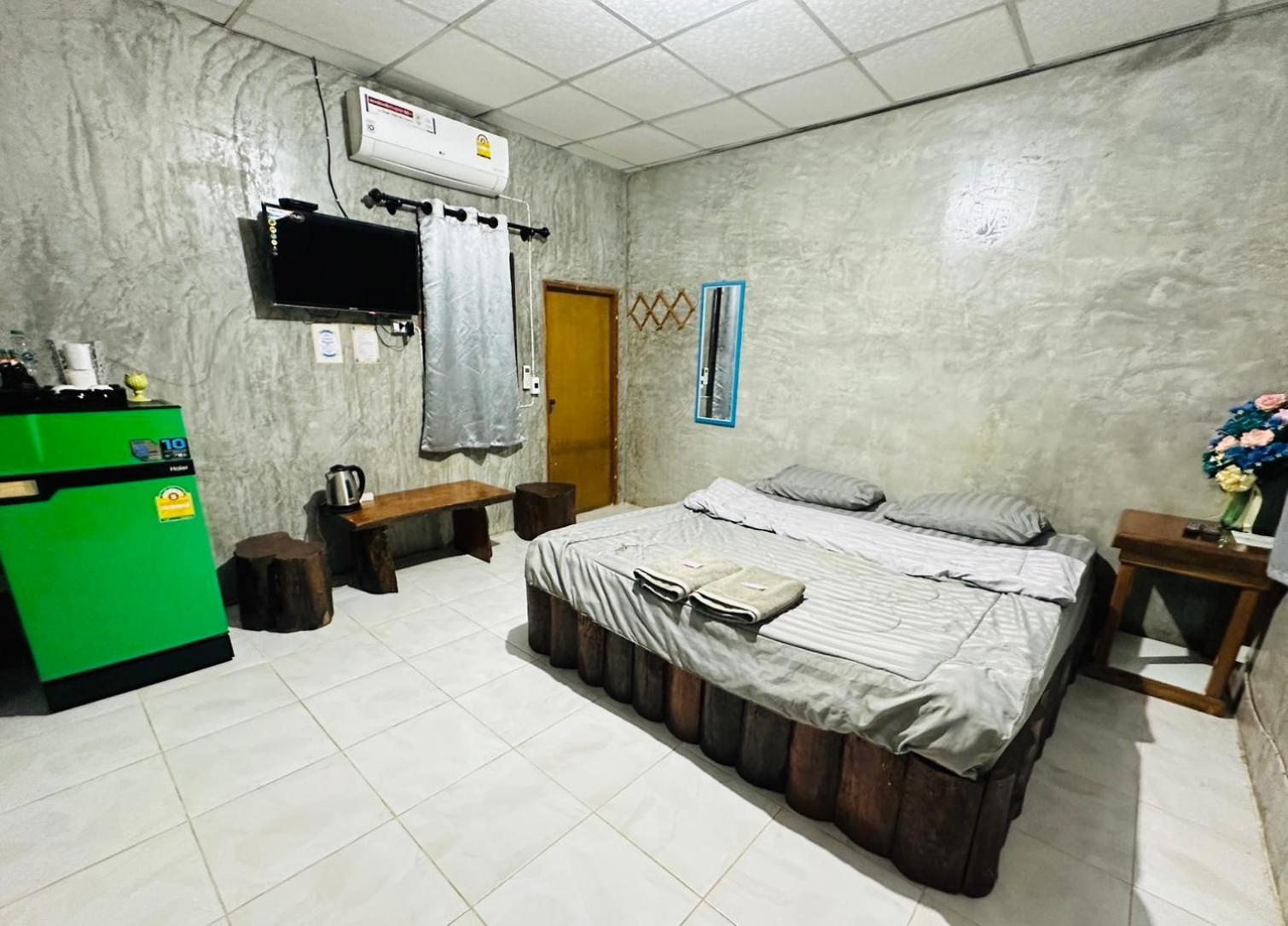บ้านภทรพรรณ ขุนยวม แม่ฮ่องสอน Ban Pataraphan Khunyuam Maehongson Thailand Ban Khun Yuam Exterior foto